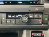 オートエアコン付きです!お好みの温度をセットするだけでエアコンの風量などを自動でコントロール。快適な車内でお過ごしいただけます。寒い時期には嬉しいシートヒーター付きです!