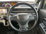 ステアリングも使用感が少なく、きれいな状態となっております♪