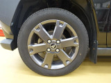 純正アルミホイールです!デザインホイールでかっこいい!