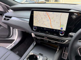 純正14インチタッチパネルディスプレイ(ナビの設定や車両設定・エアコンの設定を行います)