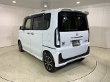 ご納車までの期間ですが、県内のお客様は2、3週間、県外のお客様は3、4週間ほどでご納車が可能となります。但し、お支払いや書類の状況によっては多少の前後もありますので、その際には何卒ご了承下さい。
