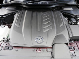 直列6気筒ディーゼルエンジンにMAZDA独自の48Vマイルドハイブリッドシステムを組み込んだディーゼルハイブリッド仕様