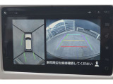 「全方位モニター」・・・上空から見た映像で車庫入れ簡単♪♪