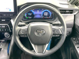 【純正革巻きステアリング】上質な革を使用することで、手にしっかり馴染みとても運転しやすいハンドルです♪