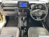 店舗にて現車の確認もいただけますので、お電話で在庫のご確認の上是非ご来店くださいませ。