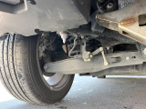 お車を安心してお乗りいただく為には、足回りの定期点検が欠かせません。サービスサポート(有償保証)では無料点検もご提供しており、安心のカーライフをお過ごしいただけるサポート体制が整っています。