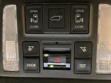 【パワーバックドア】スマートキーや運転席のボタンを押すだけでリアゲートが自動で開閉します!荷物を持っている時や、高い位置にあるバックドアを閉める際に便利な機能です♪