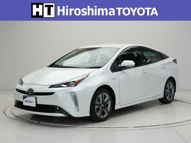 トヨタ プリウス 