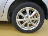 純正アルミホイールです!デザインホイールでかっこいい!