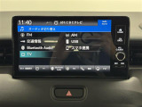 【純正9インチナビ】ホンダコネクトに対応した人気の純正9型ナビを装備。存在感のある大画面はインパクトも大!ナビ利用時のマップ表示も見やすく、テレビは臨場感がアップ!