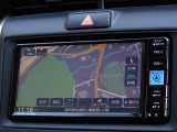 何処へでも行きたい場所へ、安心のトヨタ純正メモリーナビを装備しています。