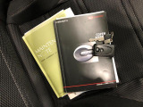 取説、整備手帳、スペアキー、一式揃っております。