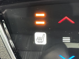 シートヒーターが付いています!寒い日に便利な装備ですね。