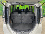 普段のお買い物や通勤、送迎等に十分な荷室スペースを確保しております。セカンドシートを倒すと、大きな荷物の積載も可能です♪