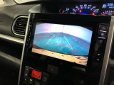 嬉しい純正8インチフルセグナビ、バックカメラがついています(^_^)/