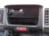 AM/FMラジオ付です。ご希望により、別途料金にてナビやCDチューナーにグレードUP可能です。