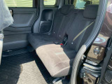 【後部座席】大人が座っても余裕のあるリアシートです!