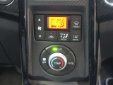 オートエアコンを装備しております!自動で調整してくれますので、車内も快適です☆