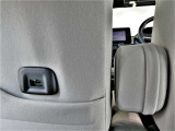 後席用USB充電ポート☆移動時にスマートフォンやタブレットの充電が出来ます♪