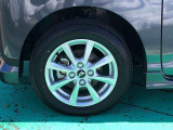 オシャレは足元から。アルミホイールはいてます。