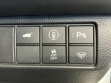 電動リアゲート、VSA、障害物センサー、Fガラス熱線スイッチ、万が一の時にあると心強いホンダセンシング-路外逸脱抑制機能・歩行者事故低減ステアリング・BSI・踏み間違い衝突軽減システム・CMBSです!