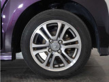 アルミホイール装着車です!これで足元まわりもおしゃれにきまります!
