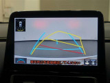 バックモニターで、後方を確認しながら安心して駐車することができます。運転初心者も熟練者も必須の機能ですよ!