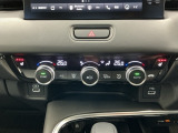 Wエアコン付きです!運転席・助手席それぞれ快適な車内でお過ごしいただけます。寒い時期には嬉しいシートヒーター付きです!