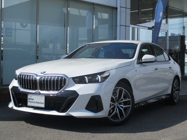 5シリーズセダン 523d xドライブ Mスポーツ 4WD 