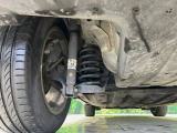 お車を安心してお乗りいただく為には、足回りの定期点検が欠かせません。サービスサポート(有償保証)では無料点検もご提供しており、安心のカーライフをお過ごしいただけるサポート体制が整っています。