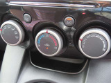 オートエアコンで車内はいつでも快適です♪
