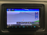 ナビゲーションはフルセグTV対応のメモリーナビ(社外品)を搭載しています。Bluetoothオーディオ機能がありますので、スマートフォンなどの音楽も再生できます。