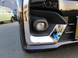 フォグランプ装備です。暗い道や見通しの悪い箇所でも安全の為にお使い頂けます。