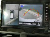 上から丸見えアラウンドビューモニターで、苦手な駐車もラクラク♪車の周囲に子供や障害物などがないかをひと目で確認できて安心ですよ♪