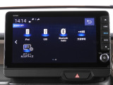 オーディオでは、Bluetoothでハンズフリー通話や音楽再生が可能。リアルタイム交通情報を取得でき、メニューカスタマイズで画面表示も自分好みに設定できます。