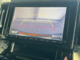 【バックカメラ】駐車時に後方がリアルタイム映像で確認できます。大型商業施設や立体駐車場での駐車時や、夜間のバック時に大活躍!運転スキルに関わらず、今や必須となった装備のひとつです!