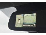 ルームミラーにもアラウンドビューモニターが映り視点切り替えがスムーズに行えます