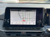 最近ではスマホをナビ代わりにしたりしますが運転中の操作が危ない、すぐに熱くなる、電話がかかってきたら使えないなどデメリットも多いです。まだまだカーナビは必須です。