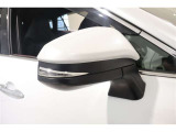 ウィンカー付ドアミラー装備♪デザイン性だけでなく、ドライバーの巻き込み防止など安全運転をサポート致します!対向車や歩行者など周囲からの視認性にも優れていて安心です!