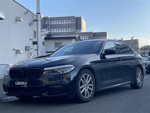 5シリーズセダン 523i Mスピリット 4WD 本革シート
