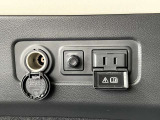 <電源ソケット 100V AC電源>
