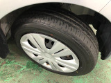 タイヤ4本交換しますので安心してお乗りいただけます。