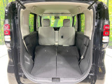 後席を格納すると、これだけの広さが!シーンに合わせたシートアレンジで、大きな荷物も積むことが出来ます♪