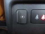 後席にもType AのUSB電源ソケットが装着されております。