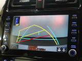 バックモニターで、後方を確認しながら安心して駐車することができます。運転初心者も熟練者も必須の機能ですよ!