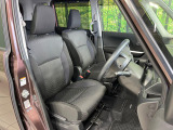 運転席シート廻りは使用感も少なく、良好な状態となっています。丁寧に使われていたことがよくわかりますね。