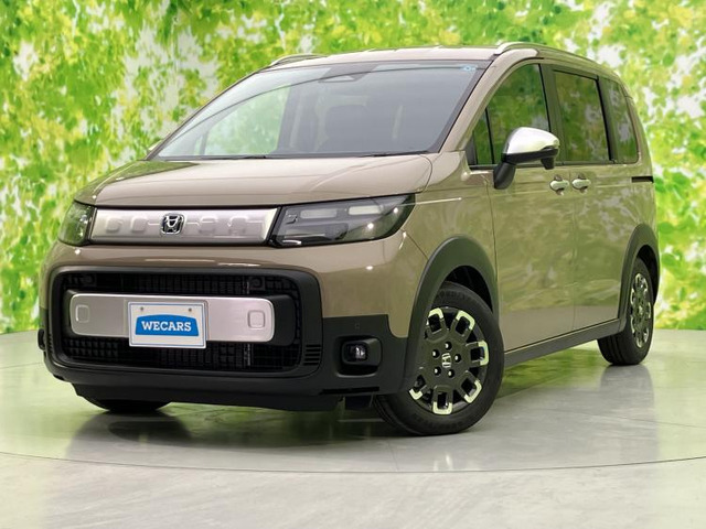 フリード 1.5 ハイブリッド クロスター 