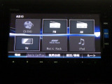 フルセグテレビ搭載。DVD・CD再生・SDカードにも対応しています。
