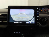 バックモニターを装備しています。車庫入れ時等に車両後方が確認出来るのでとても便利です。