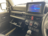 店舗にて現車の確認もいただけますので、お電話で在庫のご確認の上是非ご来店くださいませ。
